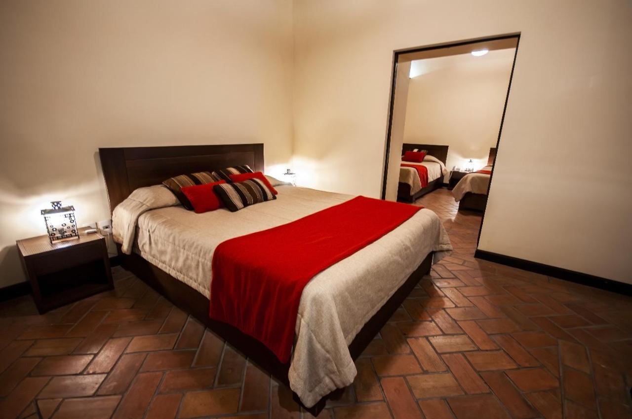 Hotel Naira 拉巴斯 外观 照片